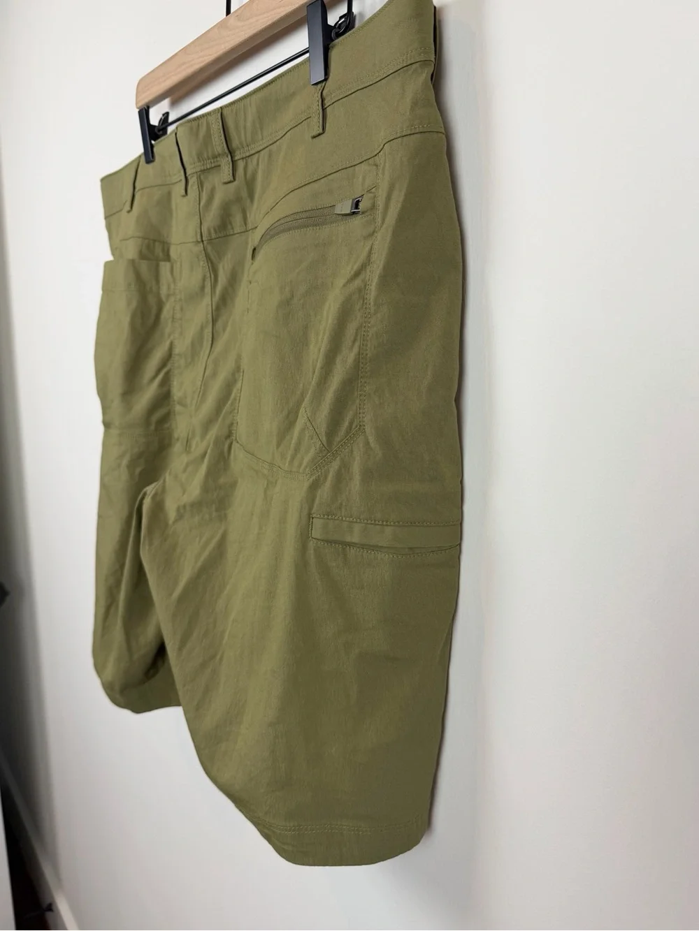 Alaskan Hardgear Shorts Mens 40 Duluth Trading Co Standard Fit Belted Cargo